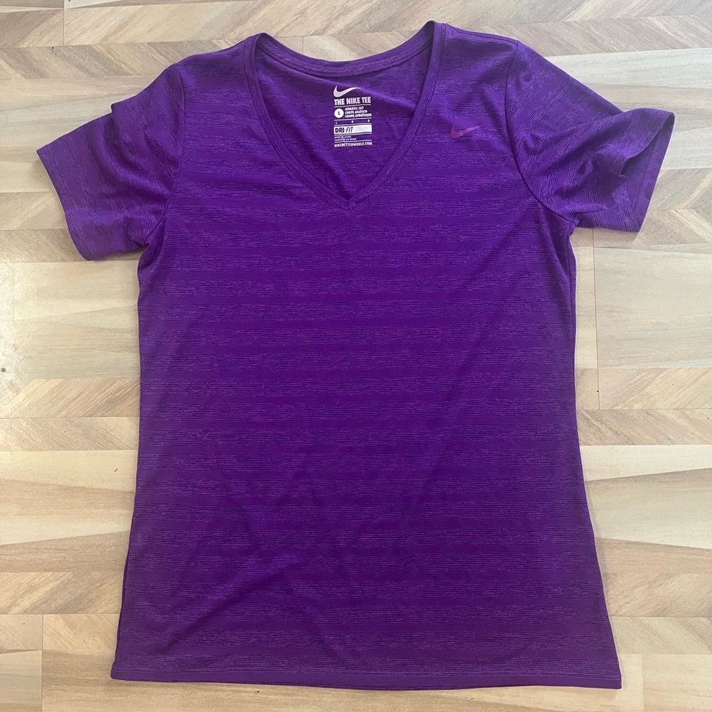 Nike purple t shirt